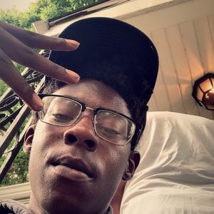 Meet your Posher, Jet